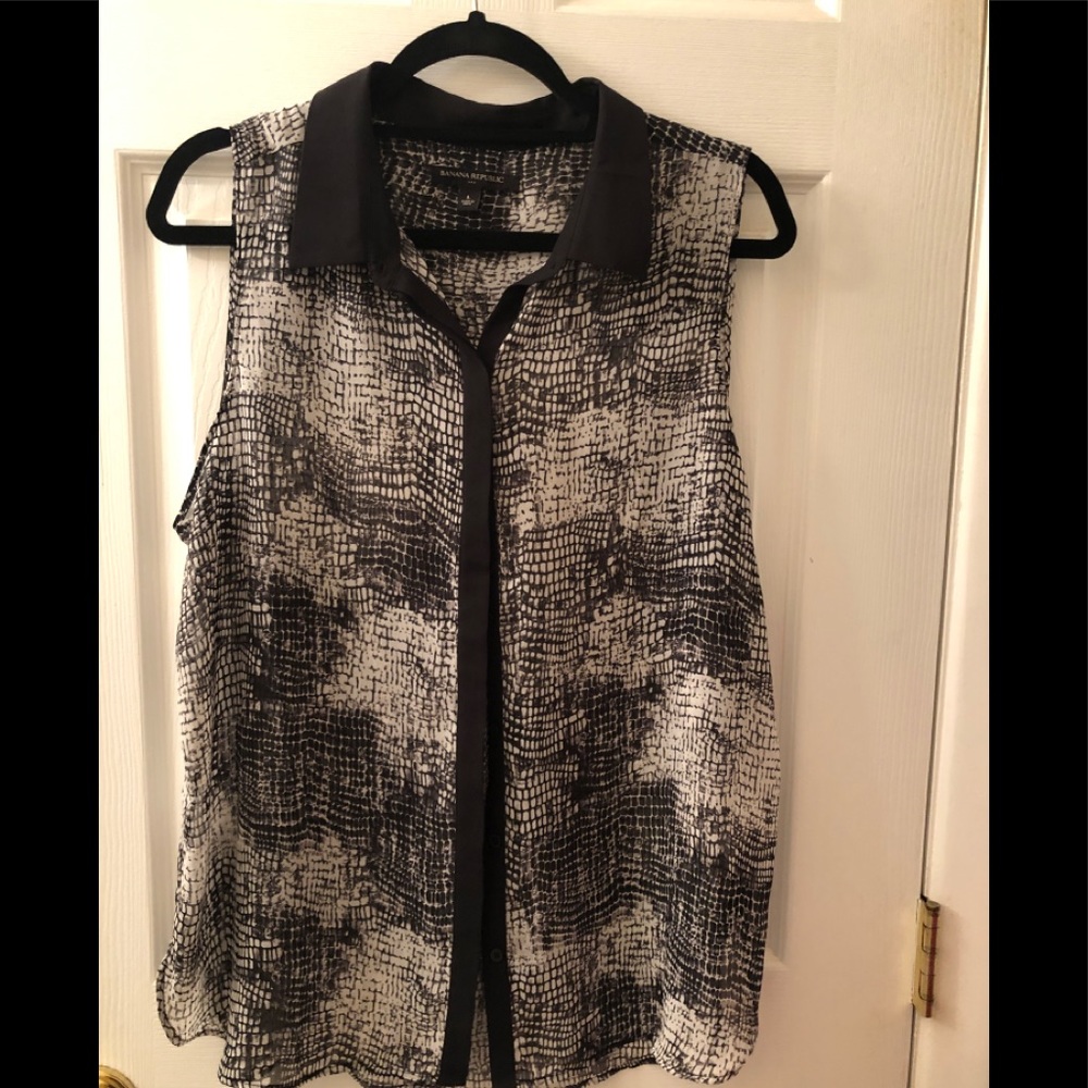 Reptile print tank top by Banana Republic. Size L